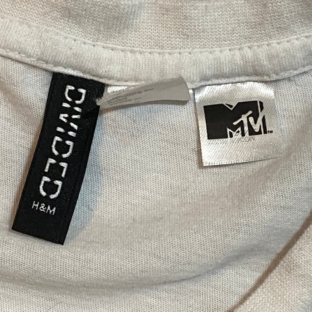 H&M MTV Music Television Crop Top White Pastel Logo Graphic Sz Small - Picture 4 of 6